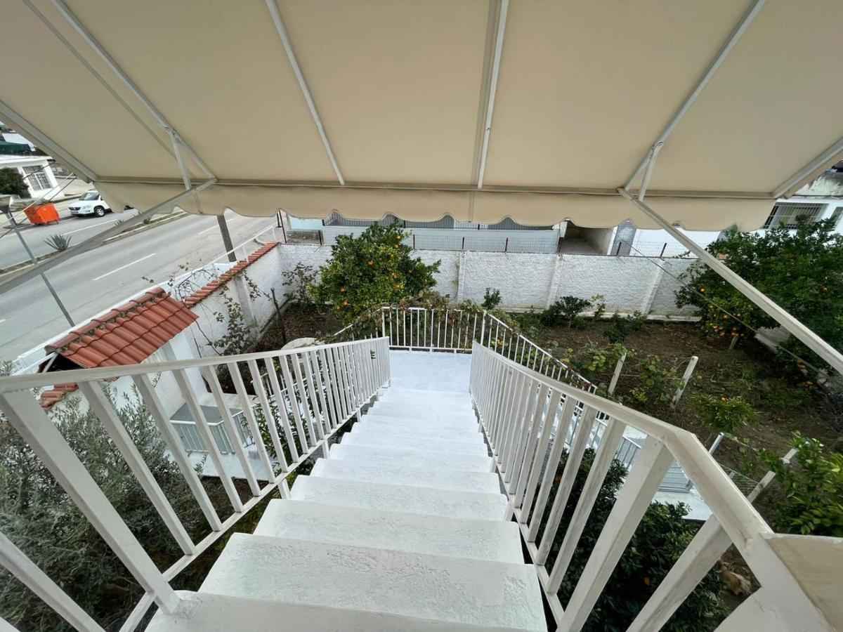 Villa Oasis Berat Luaran gambar